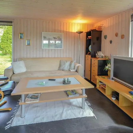 Two-bedroom Holiday In Semesterbostad *